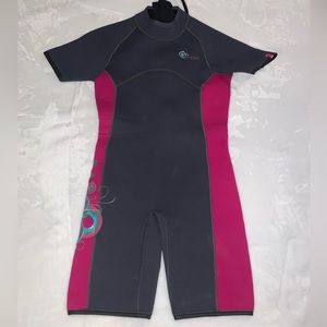 Camero. Shorty Neoprene wet suit for Youth Girl. EUC! Sz XL